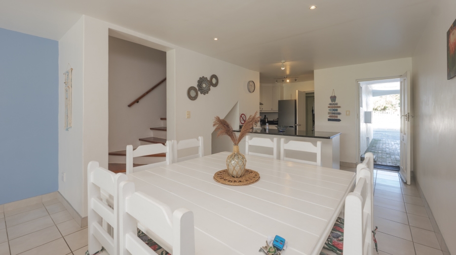 3 Bedroom Property for Sale in Struisbaai Western Cape